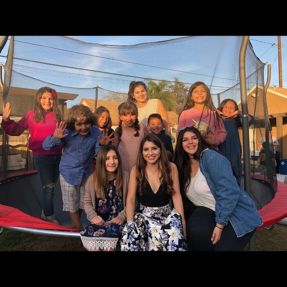 Meet your Posher, Samantha - Picture 4 of 5